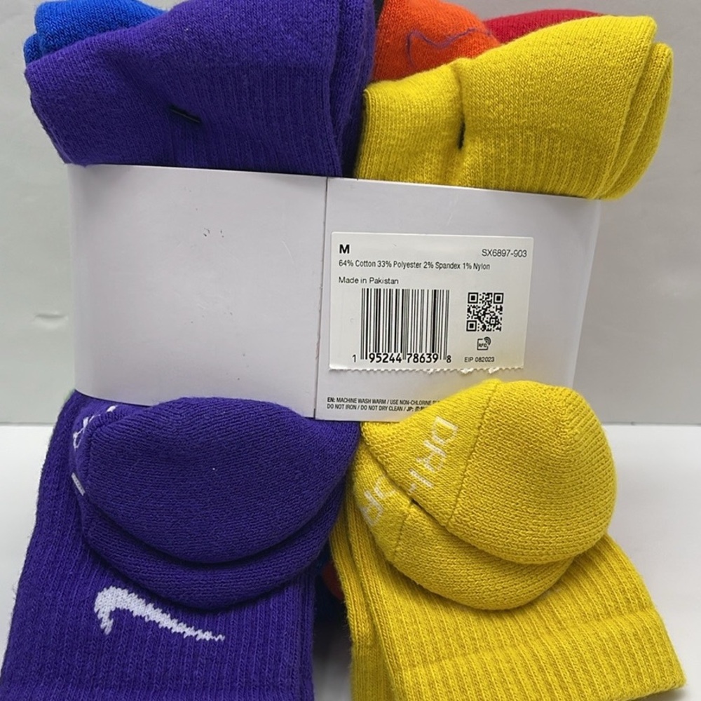 Nike Everyday Plus Cushioned
Training Crew Socks (6 Pairs) - Picture 6 of 16